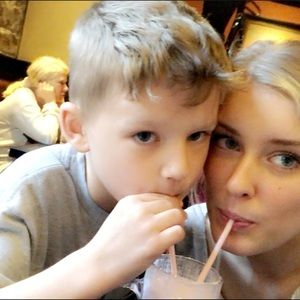 Meet your Posher, Kaila